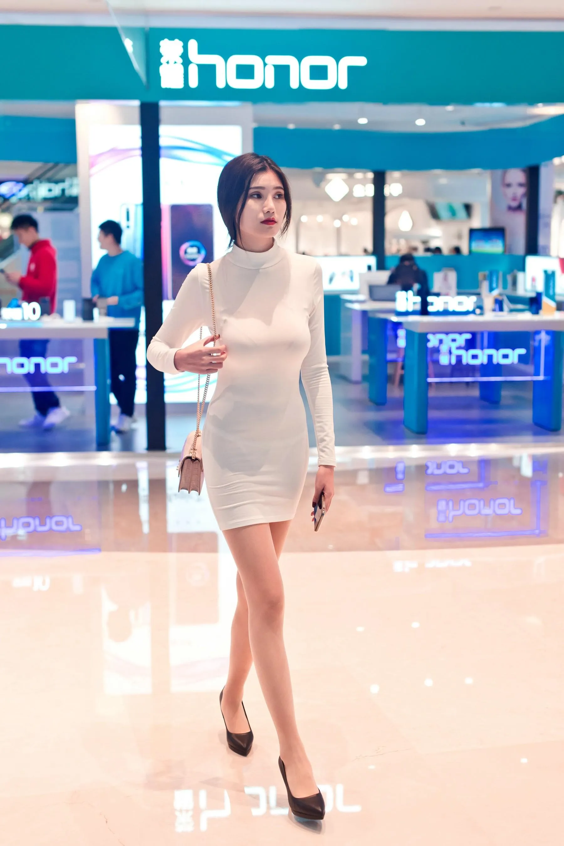 [魔镜街拍] NO.103 谍杀风云 短裙肉丝女杀手婷婷·的行动终局篇 [420P]插图2